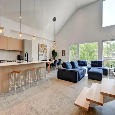 Luxury Penthouse 3BR 2BR Downtown Private Roof Terrace presented by TripMontreal