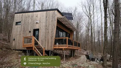 Gallery image of Cabin Zoobox 77 in Eastman