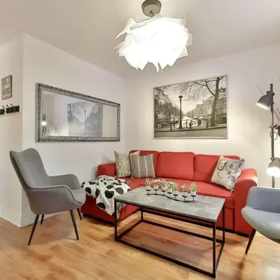 100 METERS to METRO BEAUDRY - FULL APARTMENTS - 1 minute walk to the FAMOUS ST CATHERINE STREET - FAST WIFI - WASHER & DRYER ON SITE - Montcalm units