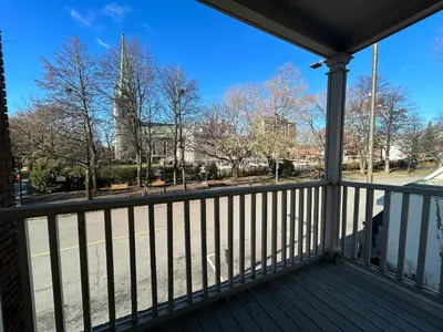 a balcony with a view of a street at Pignon sur Parc in Trois-Rivières
