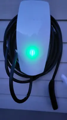 a computer mouse sitting on top of a table at Cozy 2BR in VieuxLongueuil +parking 14min Downtown in Longueuil