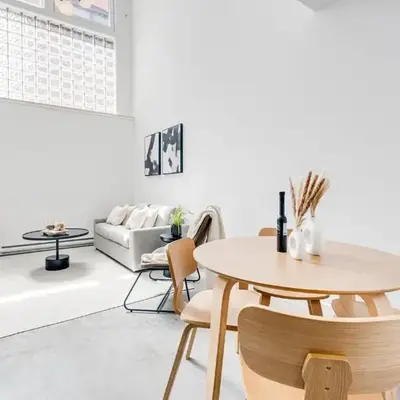 Le Mile End by M11 - Luxurious Two-Floor 1BDR Loft