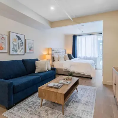 DownTown King Suite with Balcony