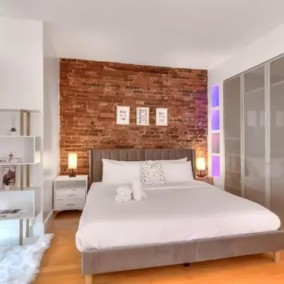 Take a break in a modern loft on Plateau-Mont-Royal