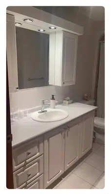 Gallery image of Montreal One-Bedroom Apartment Number1 with shared-bathroom and shared kitchen in Montréal