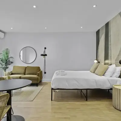 Trendy Open-Space Studio by Jean Talon Market