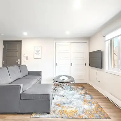 Fancy 3 BDR in Heart of Plateau B