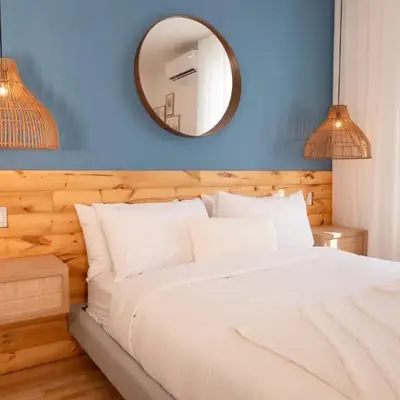 #7 - Charming Studio - Self Check in - Plateau - St-Denis - AC - TV