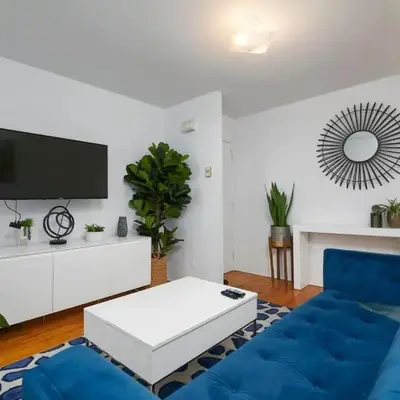 Stunning 2B in Plateau Mont-Royal