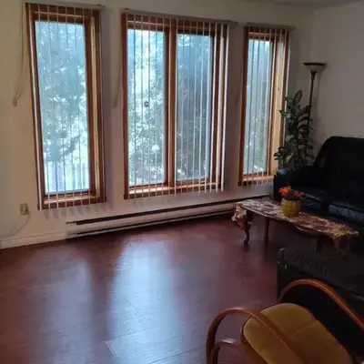 Family-Friendly in Quiet Laval Neighborhood