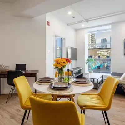 Modern 1BDR Apartment on Bishop - MTL