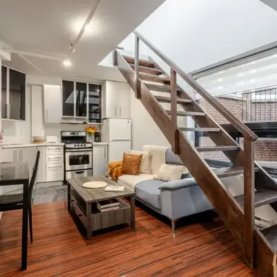 1BDR Mezzanine-Bishop-Vibe Central MTL