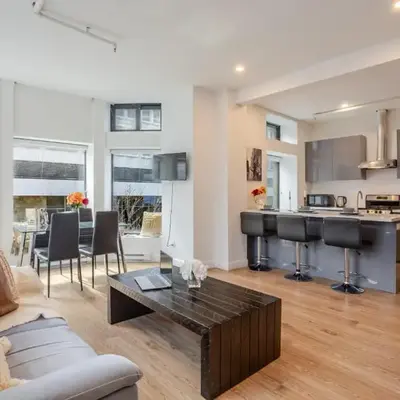 Inner-City Studio on Bishop -Heart of MTL
