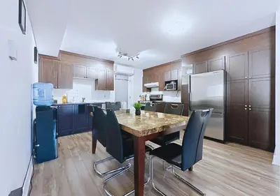 Gallery image of Élégant et cosy - 2 chambres bien équipé et parking gratuit in Montréal