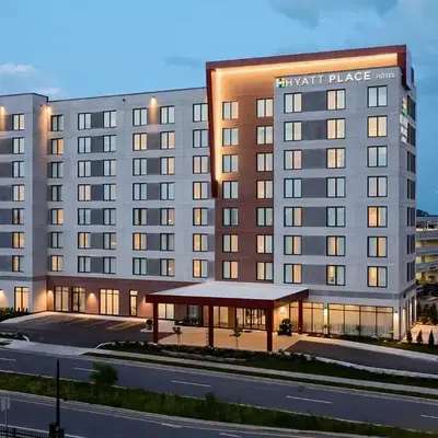 Hyatt Place Montreal Airport