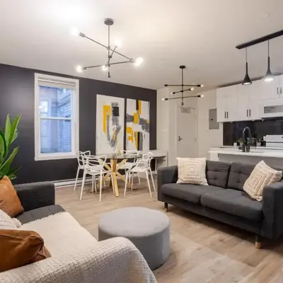 The Urban Haven 4BR in the Heart of Plateau MTL