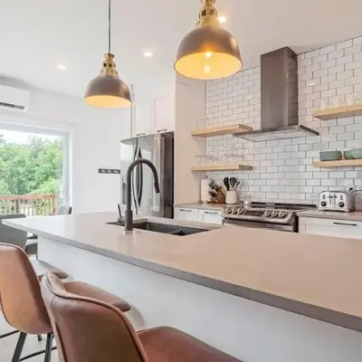 851 condo in Bromont Vieux Village mountain view