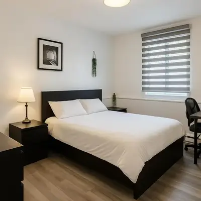 Grand Appartement 4 Chambres Rénové et Meublé