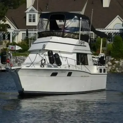 Chalet Boat in the heart of Montreal