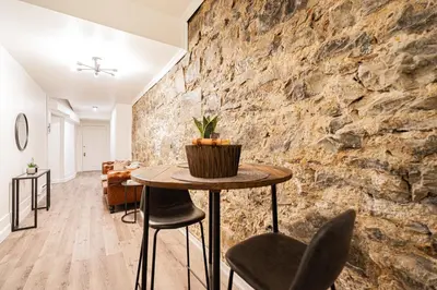 Gallery image of La Roche Bohèmes in Montréal