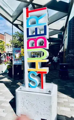 a sign that says sitt in front of a store at Shop & Stay Central 6 in Montréal