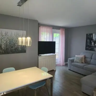 Cozy Digital Nomad Apartment in Montreal Riv-Sud