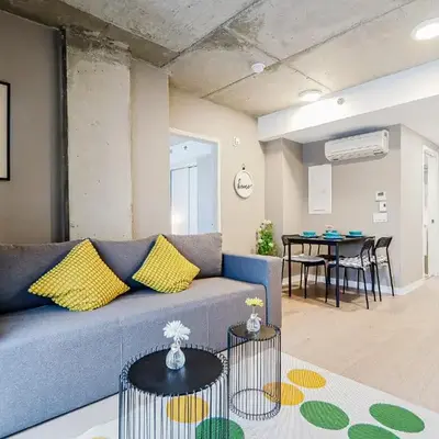 Bright 1BR Apt with Convertible Armchair