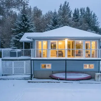 Spa & Lake Access - Le Chic Shack des 3 lacs