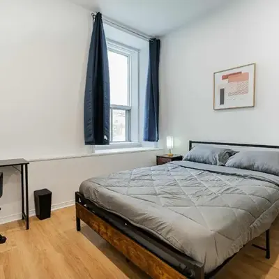 Well located studio apartment with parking near downtown Montreal