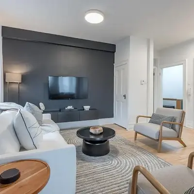 4BR Penthouse - Parking - 2 King & 2 Queen