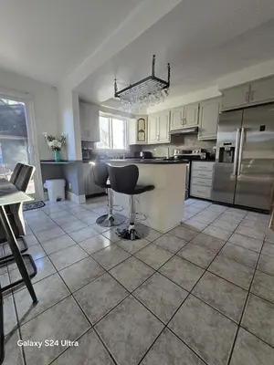 Gallery image of Appartement, Jacuzzi, Spa et terasse in Longueuil