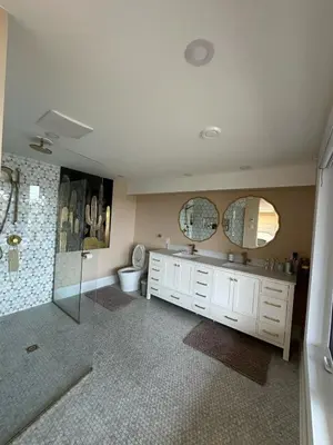 Gallery image of Aqua Luxury House on the Shore in Laval