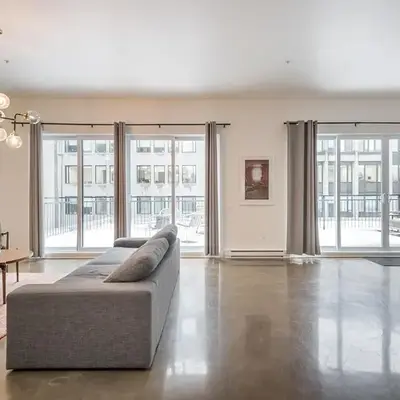 Old Montreal Penthouse Iconic Location