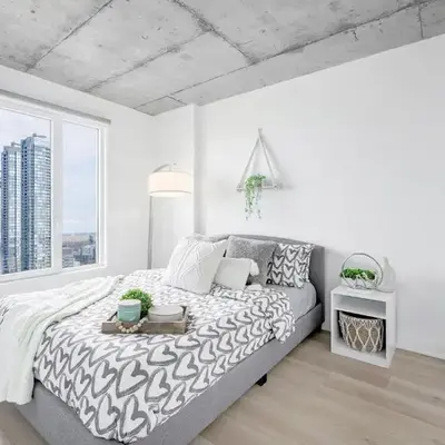 Cozy Oasis Home Downtown Montreal - Free Indoor Parking-In Suite Laundry