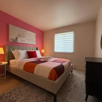 Montreal & Free Parking Comfy Cozy Pierrefonds Apts