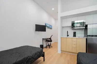 Gallery image of Loft Studio & 2 Single Beds For 2 Guests with Parking in Montréal