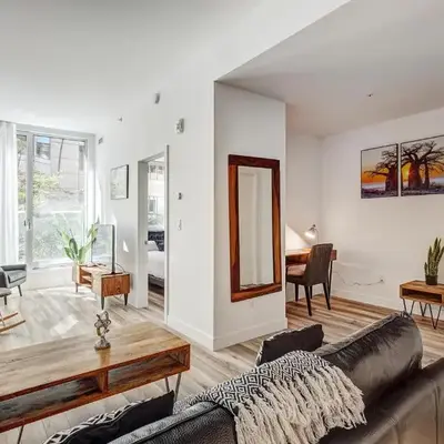 Montreal - Stanbrooke Galaxie - 1BR 1302