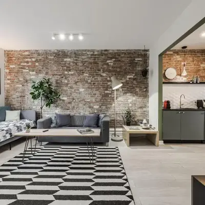 4 bedrooms 2 floors Fully Renovated Apartment