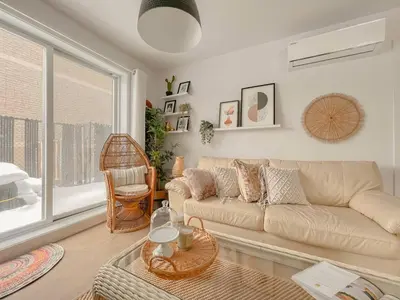 Gallery image of 101 - Stylist Boho King&Queen 2BR,DT & Parking in Montréal