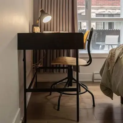 110 - Modern Comfy Hub with Private Patio