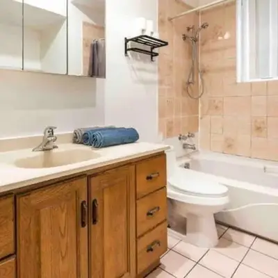 FULL KITCHEN 14min from DTOWN Room B