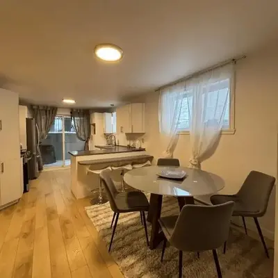 Cozy fully-furnished appartement in St-Rose Laval