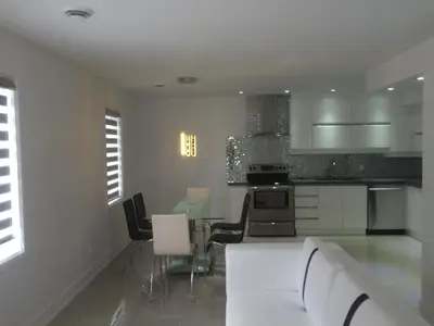 Gallery image of Luxury Two Story Villa Unit A in Laval