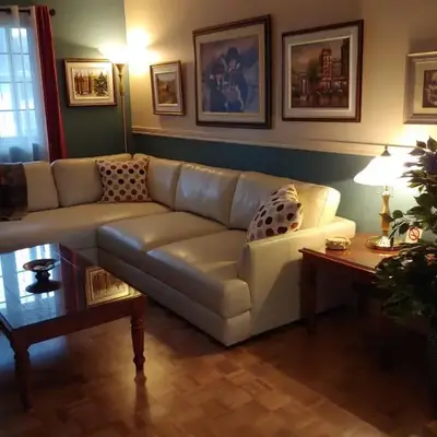3 Bedrooms 3 beds near metro -2 Parking Free