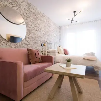 Perfect Business Trip Studio with Full Amenities by Den Stays