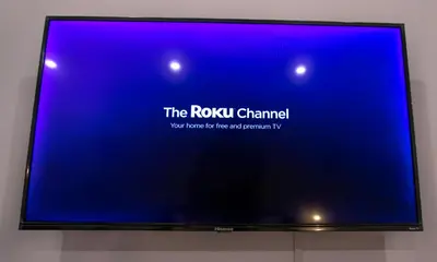 a television screen with the roku channel on it at BLUE&GOLD - SelfCheckIn - Plateau - St-Laurent in Montréal