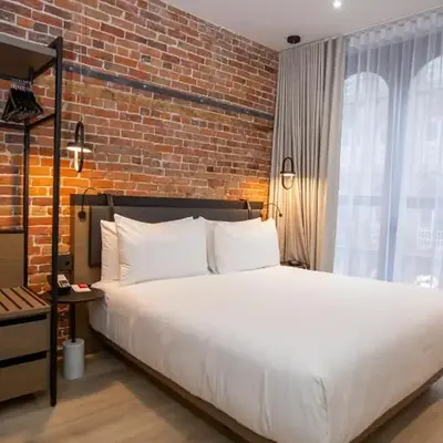 Le Petit Hotel Notre Dame