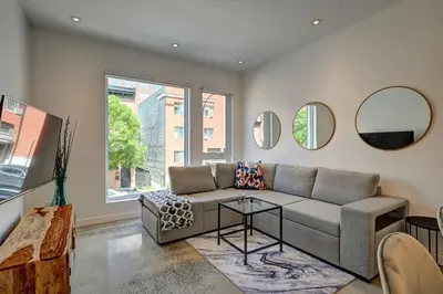 Gallery image of Amazing 1Bedroom Great Location presented by TripMontreal in Montréal